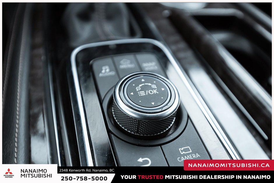 2021 Nissan Armada Platinum-14
