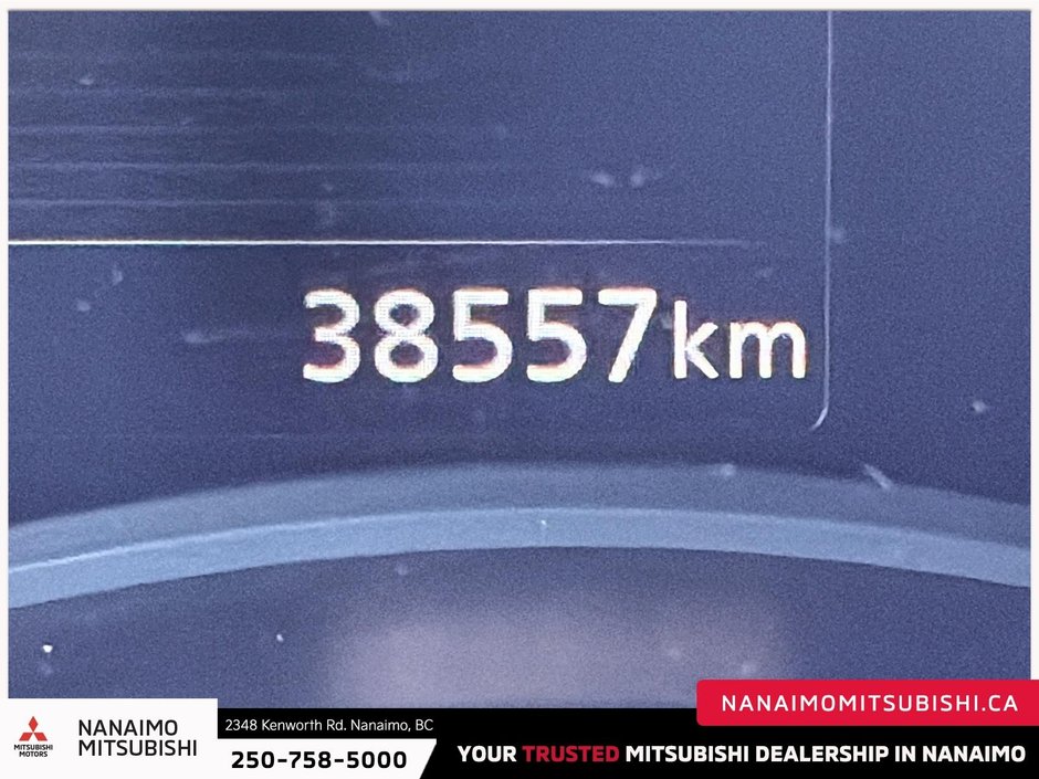 2024 Nissan Kicks Play SR-15