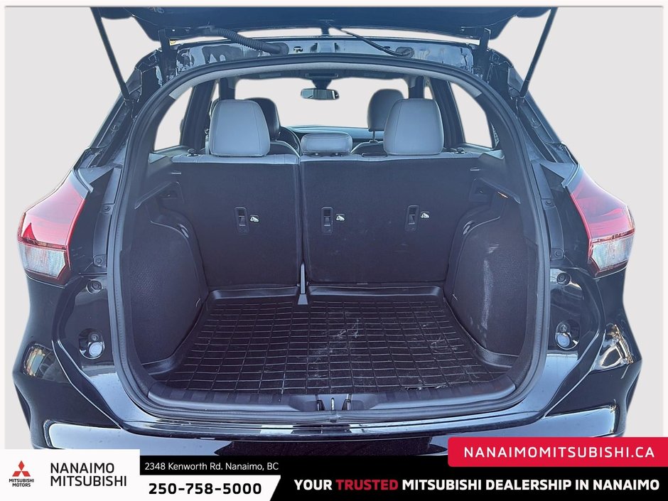 2024 Nissan Kicks Play SR-6