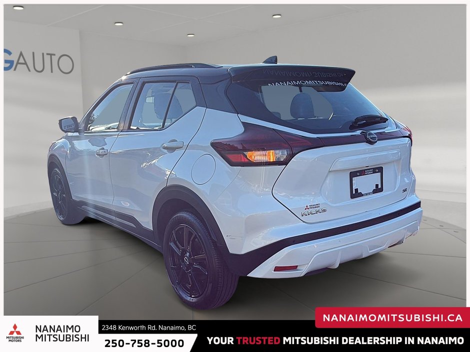 2022 Nissan Kicks SR-3