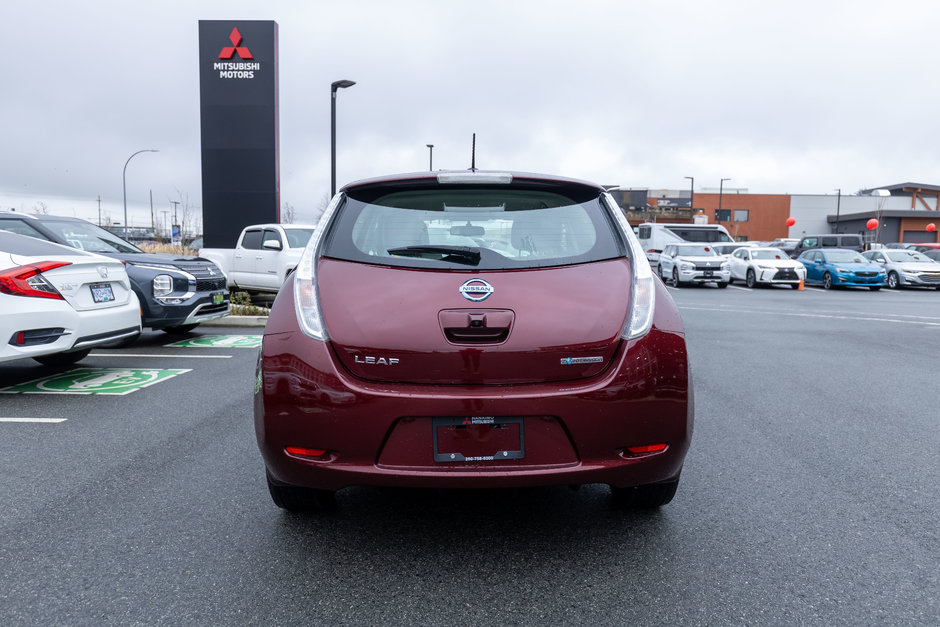 2016 Nissan Leaf SV-4