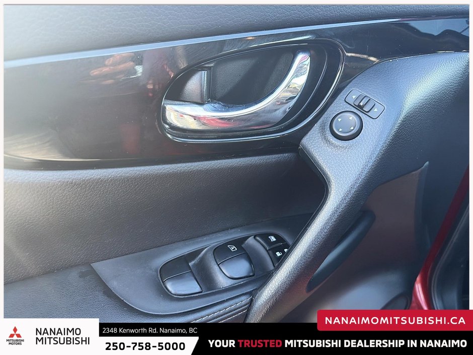 2022 Nissan Qashqai SV-11