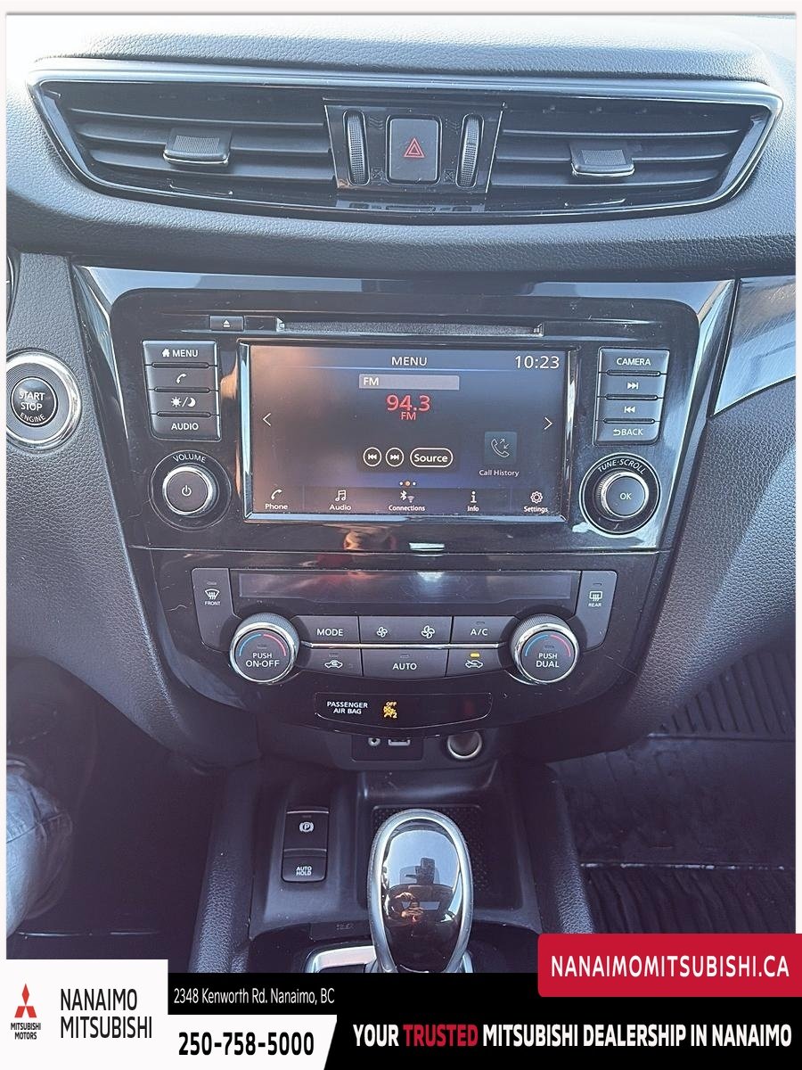 2022 Nissan Qashqai SV-16