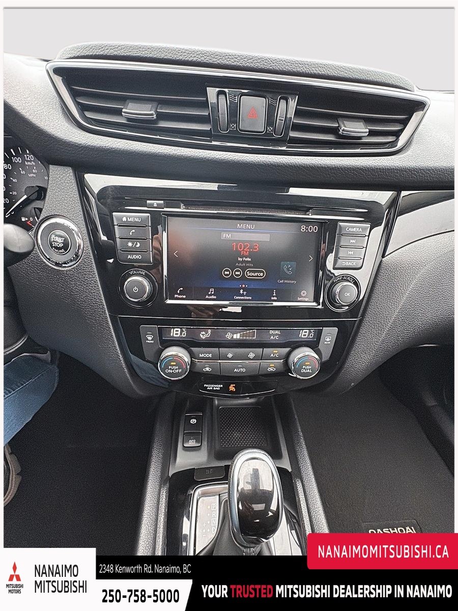 2023 Nissan Qashqai SV-16