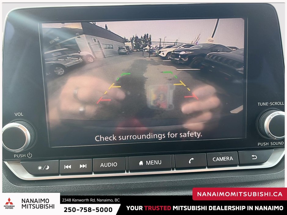 2023 Nissan Rogue S-19