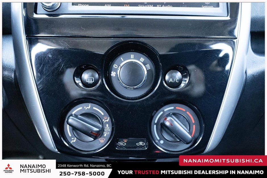 2019 Nissan Versa Note SV-13