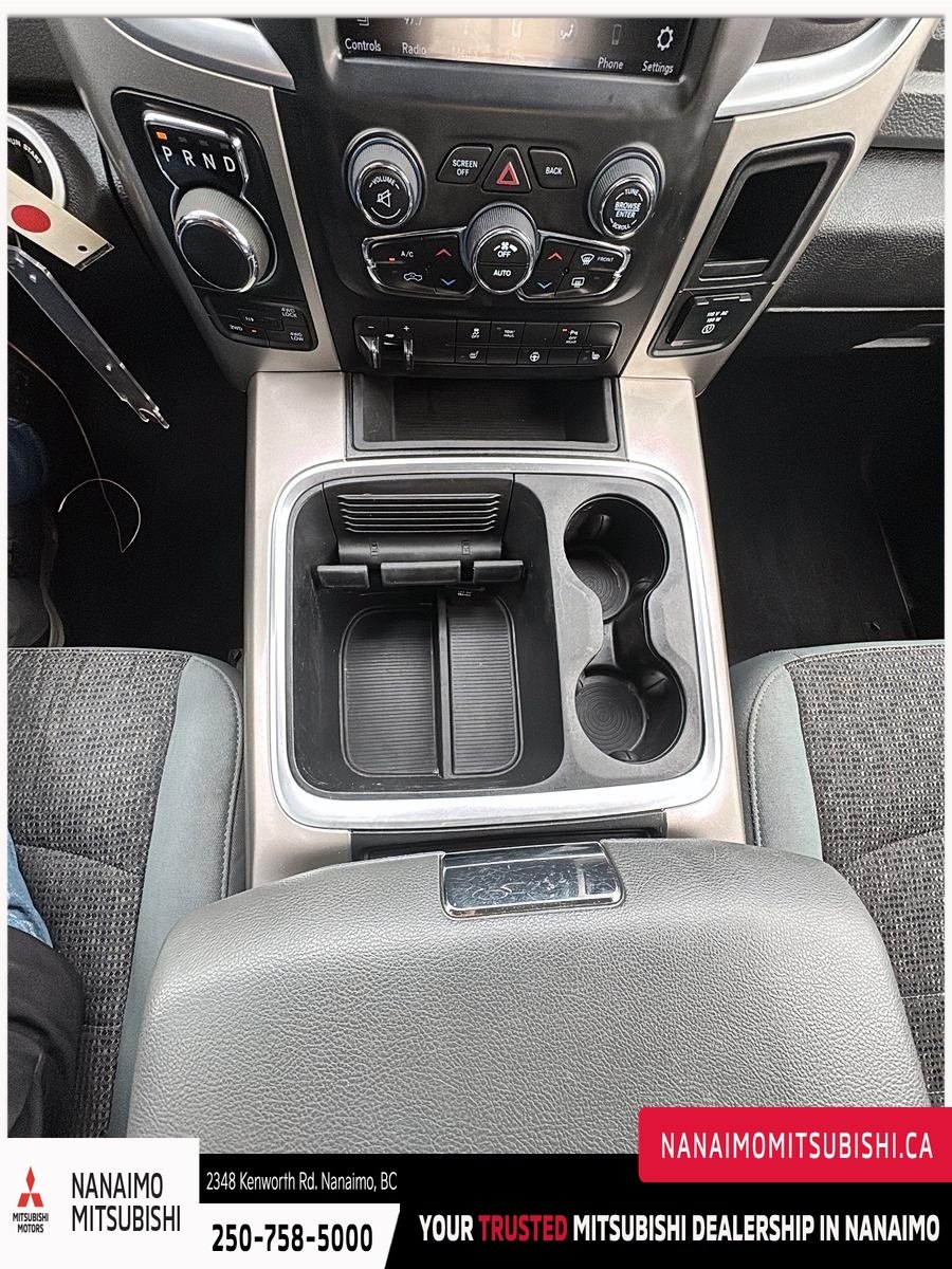 2019 Ram 1500 Classic Warlock-19