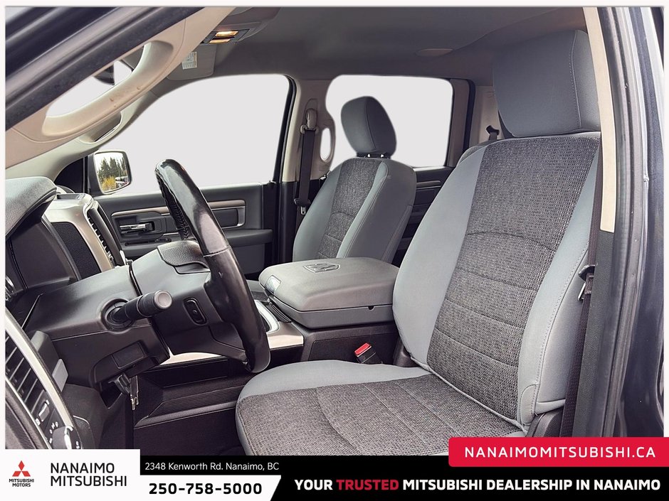 2019 Ram 1500 Classic Warlock-9