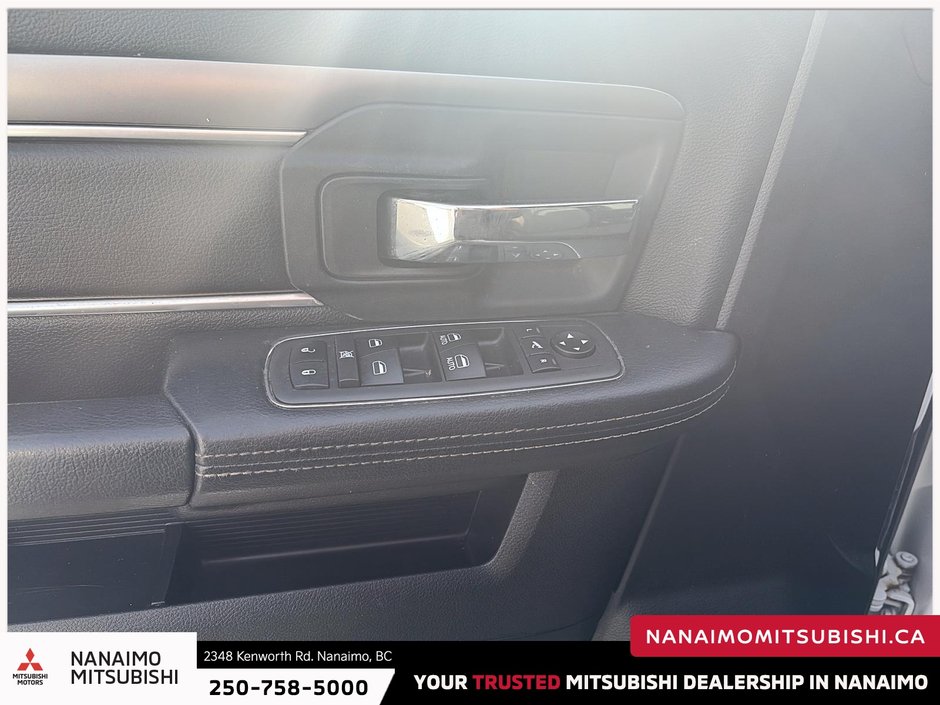 2021 Ram 1500 Classic Warlock-13