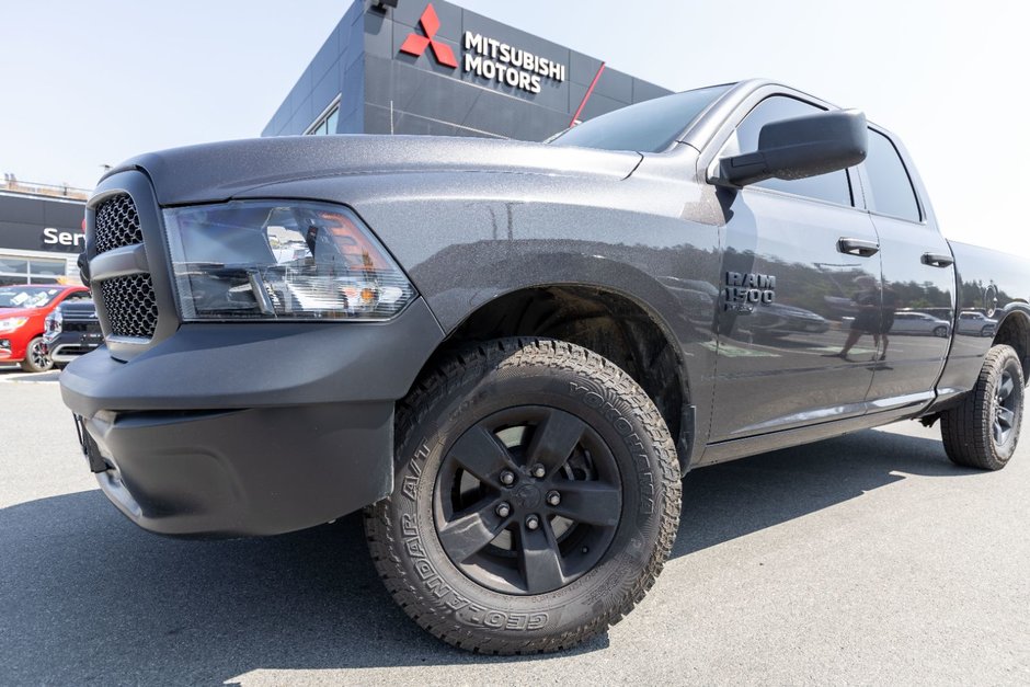 2023 Ram 1500 Classic Tradesman-1