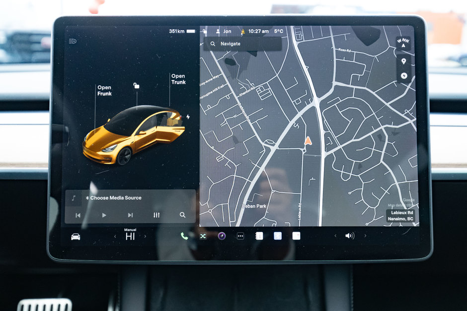 2021 Tesla MODEL 3 Standard Range Plus-13