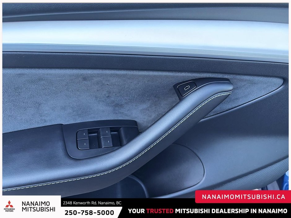 2022 Tesla Model 3 Standard Range-11