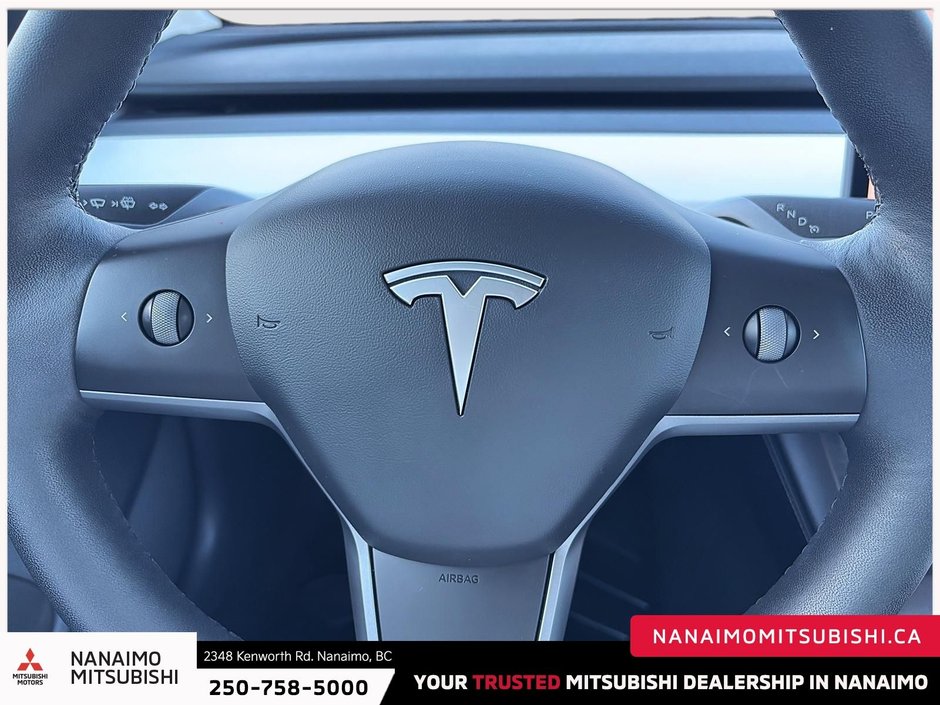 2022 Tesla Model 3 Standard Range-13