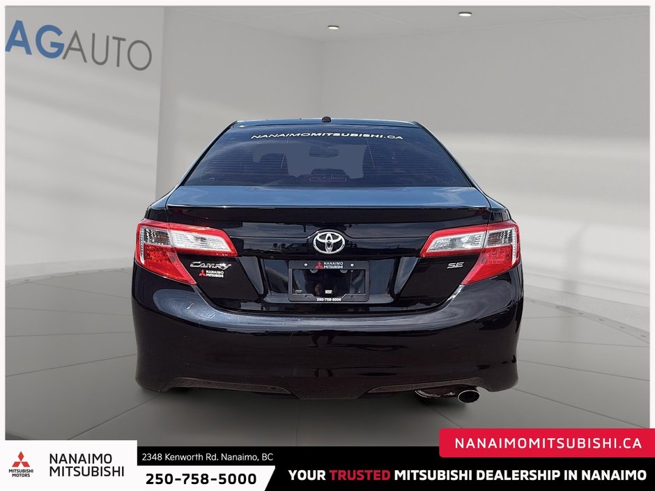 2013 Toyota Camry SE-3