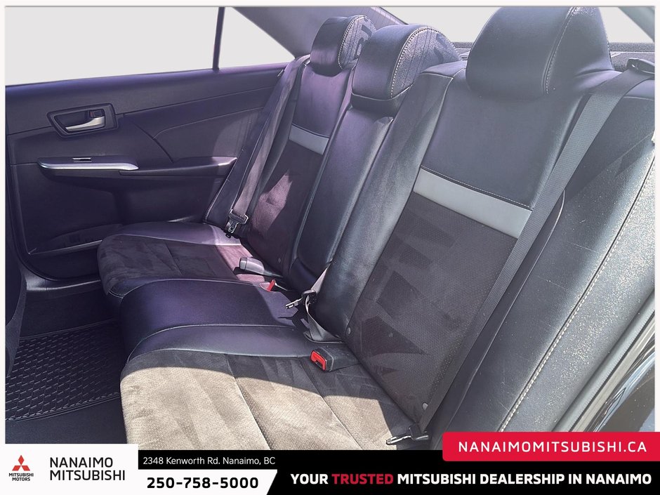 2013 Toyota Camry SE-9