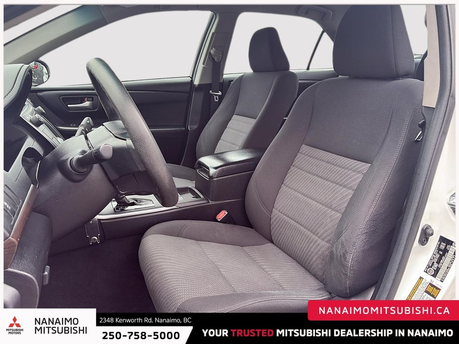 2017 Toyota Camry LE-8