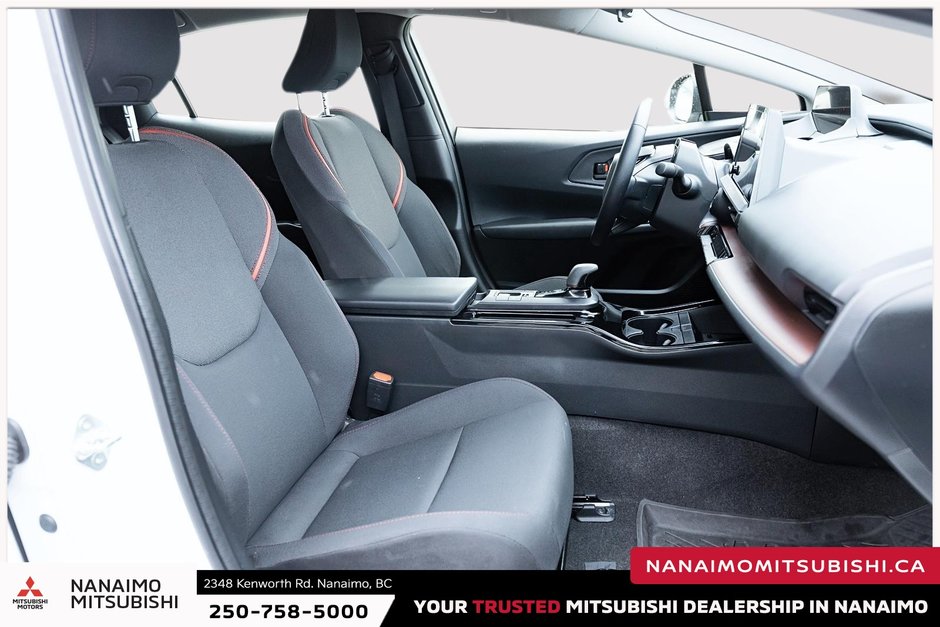 2024 Toyota PRIUS PRIME SE-18