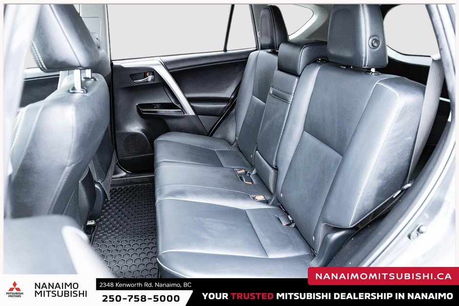 2017 Toyota RAV4 Hybrid Limited-11