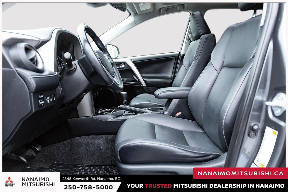 2017 Toyota RAV4 Hybrid Limited-19