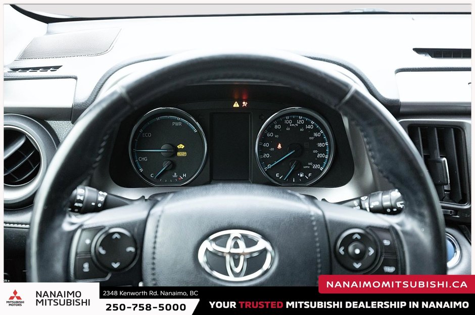 2017 Toyota RAV4 Hybrid Limited-16