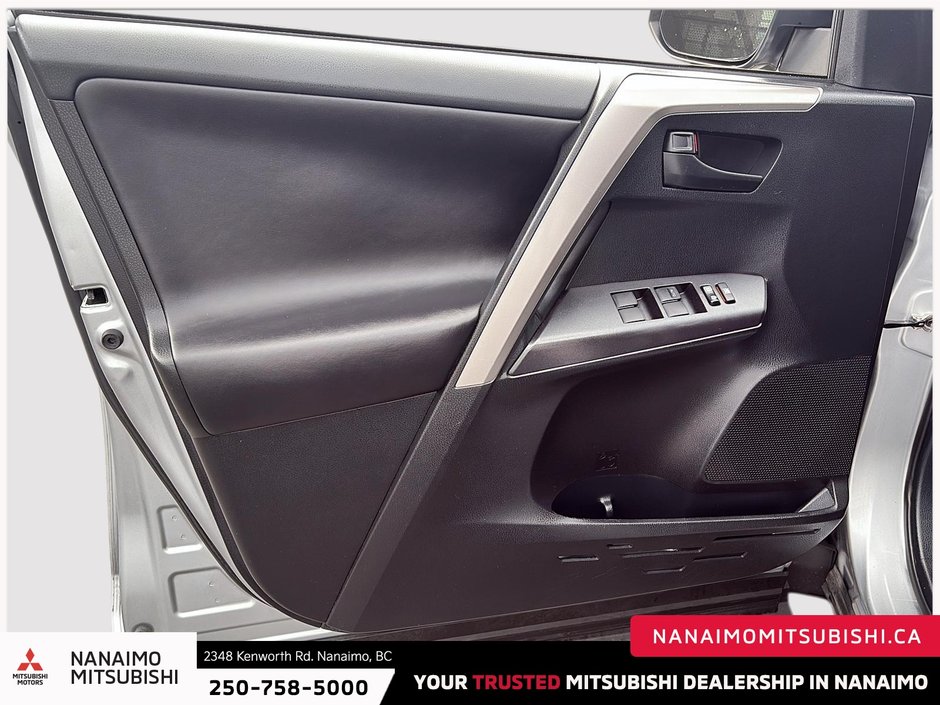 2018 Toyota RAV4 Hybrid LE+-10