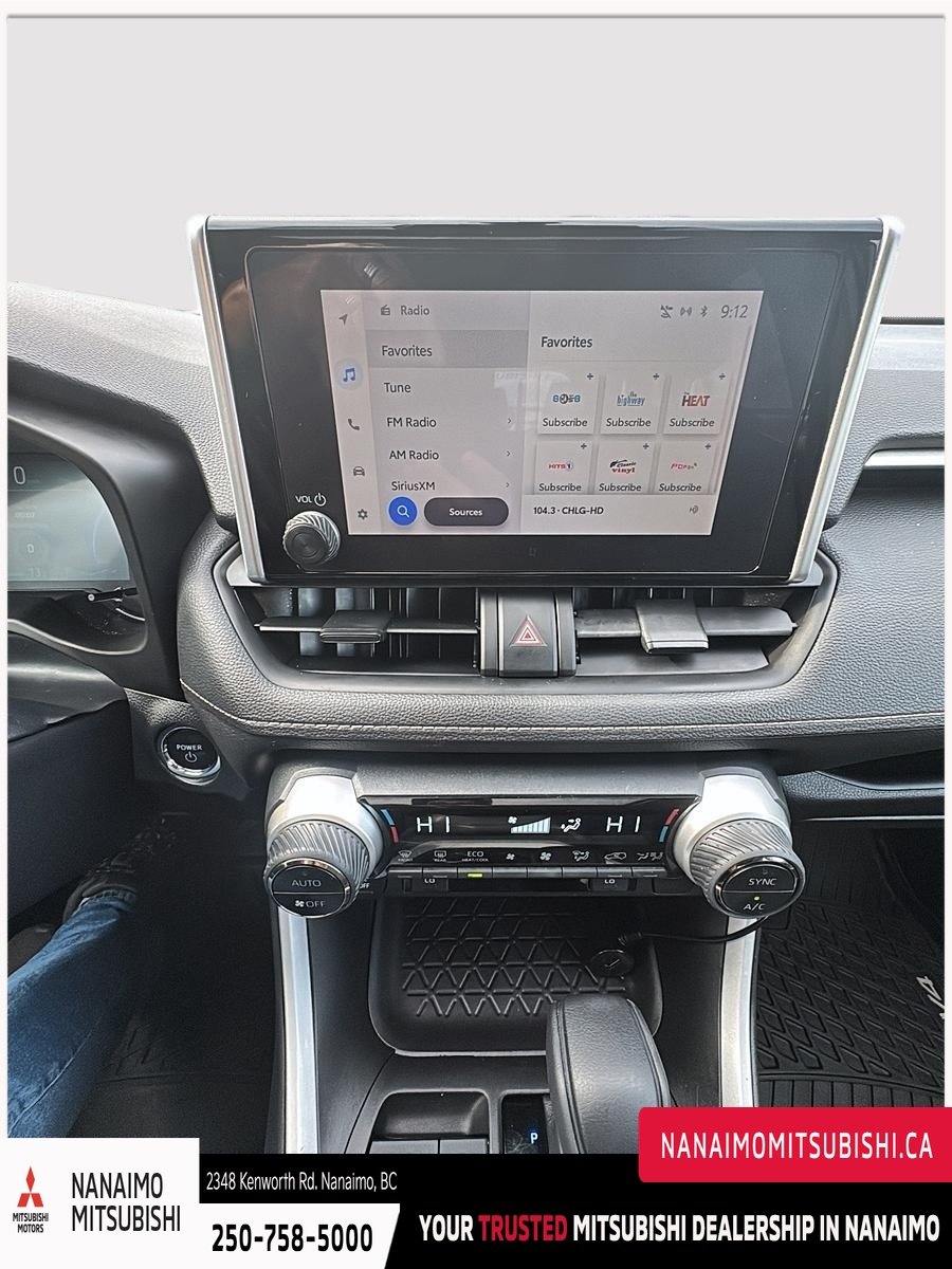 2023 Toyota RAV4 Hybrid XLE-16