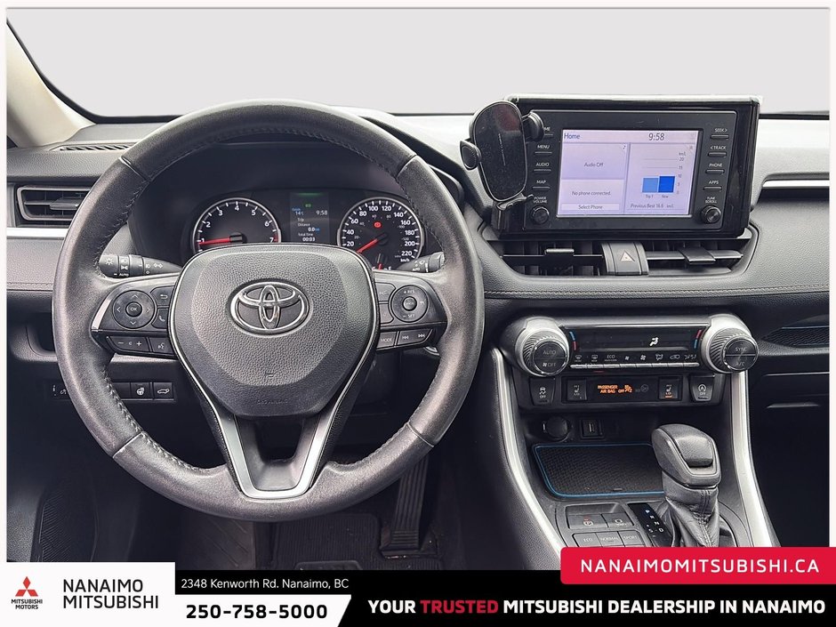 2021 Toyota RAV4 XLE Premium-12