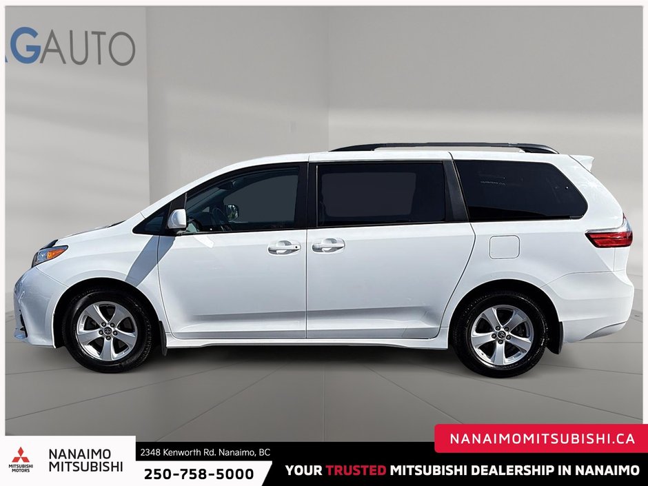 2020 Toyota Sienna LE-5