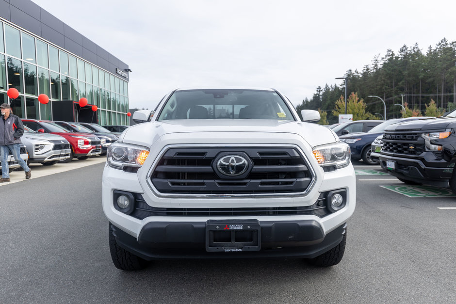 2018 Toyota Tacoma SR5-8