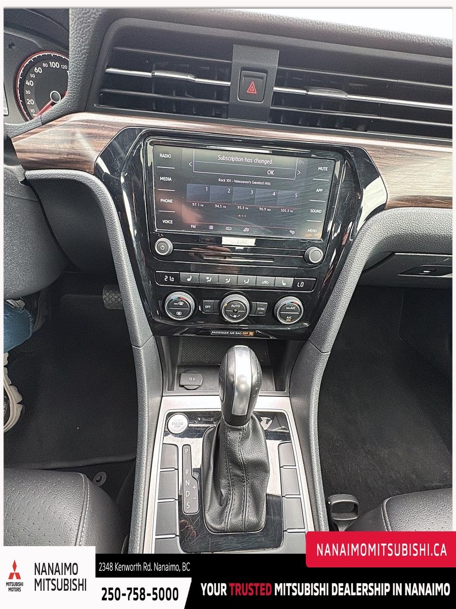 2022 Volkswagen Passat 2.0T Limited Edition-16