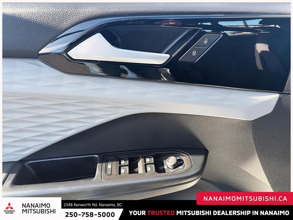 2024 Volkswagen Taos Trendline-11