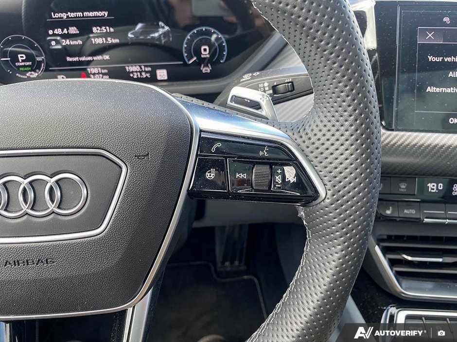 Audi RS E-TRON GT  2022-15