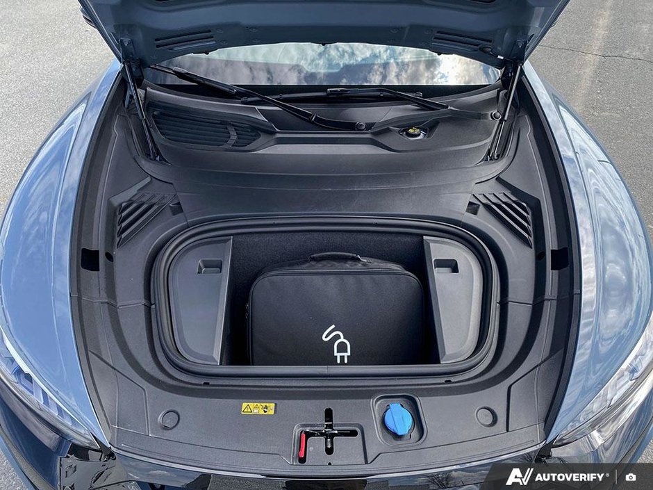 Audi RS E-TRON GT  2022-9