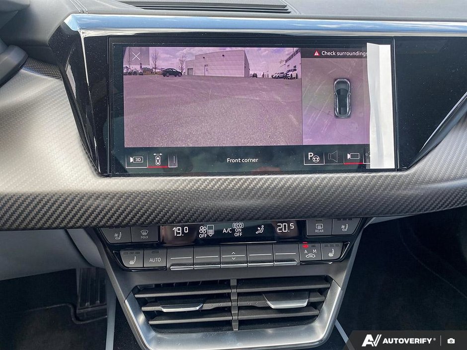 Audi RS E-TRON GT  2022-18