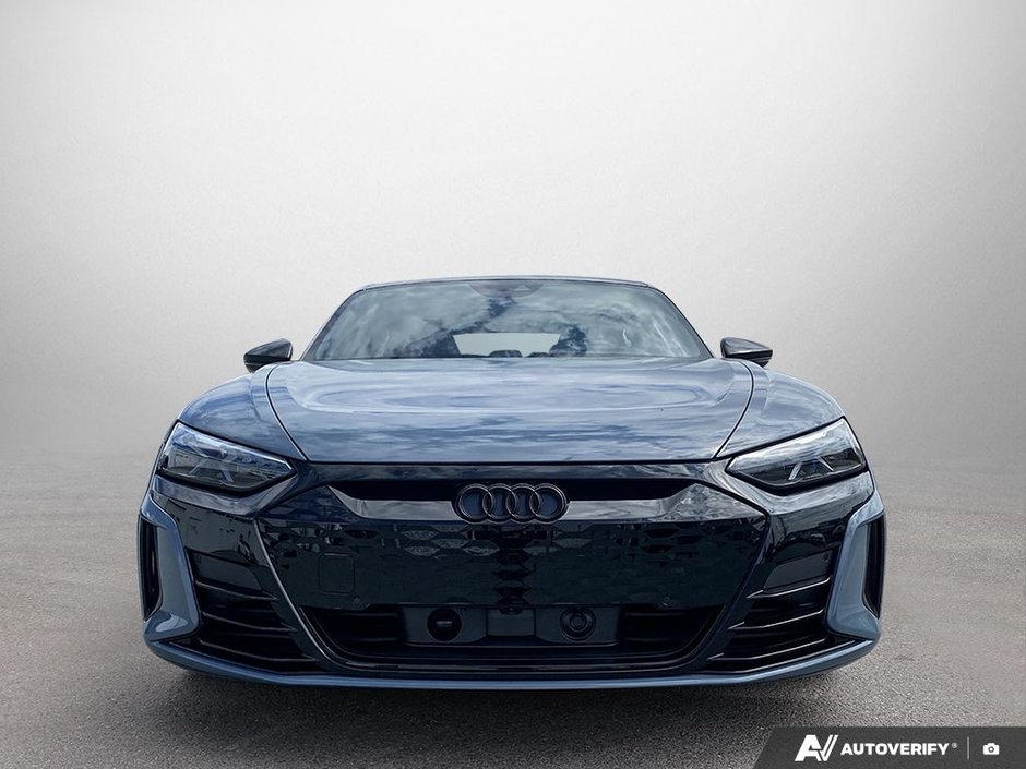 Audi RS E-TRON GT  2022-1