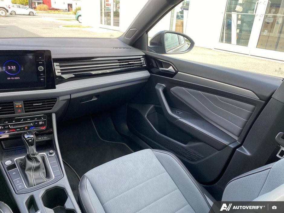 Volkswagen JETTA 1.5 TSI AUTO COMFORTLINE 2025-24