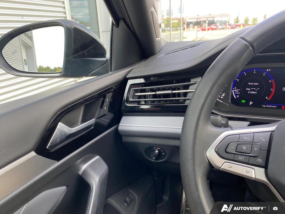Volkswagen JETTA 1.5 TSI AUTO COMFORTLINE 2025-16