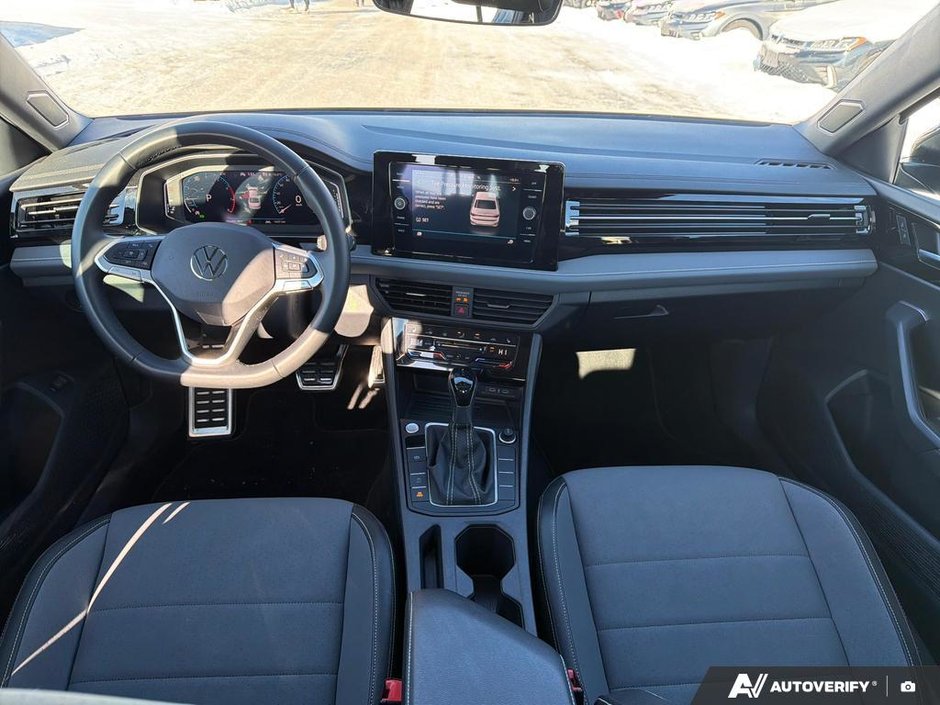 2025 Volkswagen JETTA COMFORTLINE-23