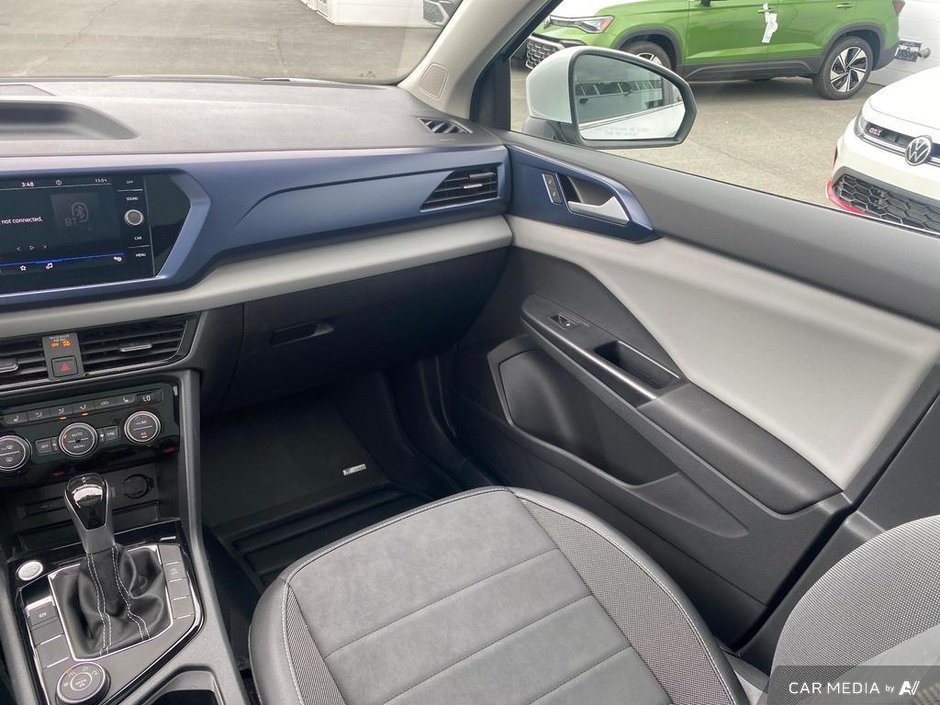 Volkswagen TAOS COMFORTLINE Comfortline 2022-24