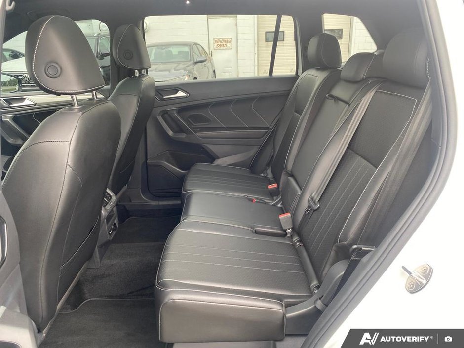 2024 Volkswagen TIGUAN SE R-LINE BLACK Comfortline R-Line Black Edition-22