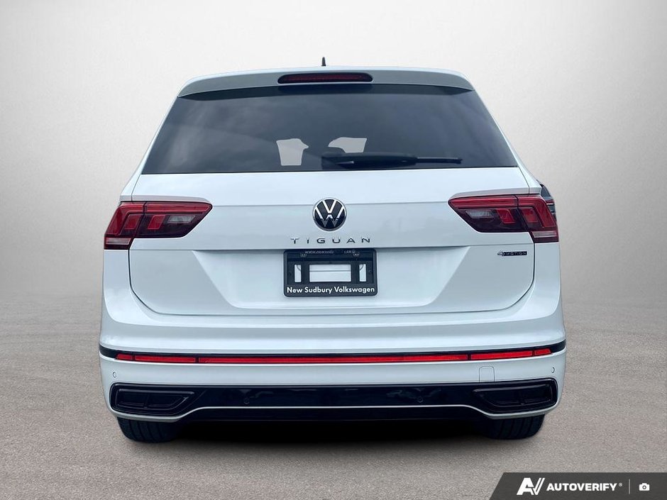 2024 Volkswagen TIGUAN SE R-LINE BLACK Comfortline R-Line Black Edition-4