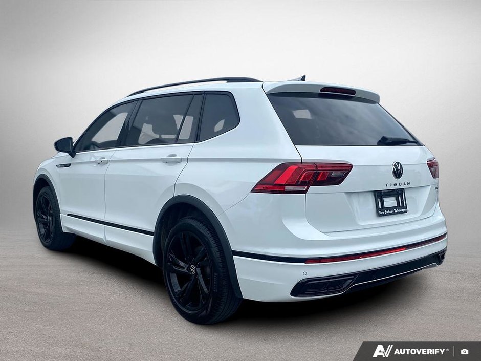 2024 Volkswagen TIGUAN SE R-LINE BLACK Comfortline R-Line Black Edition-3