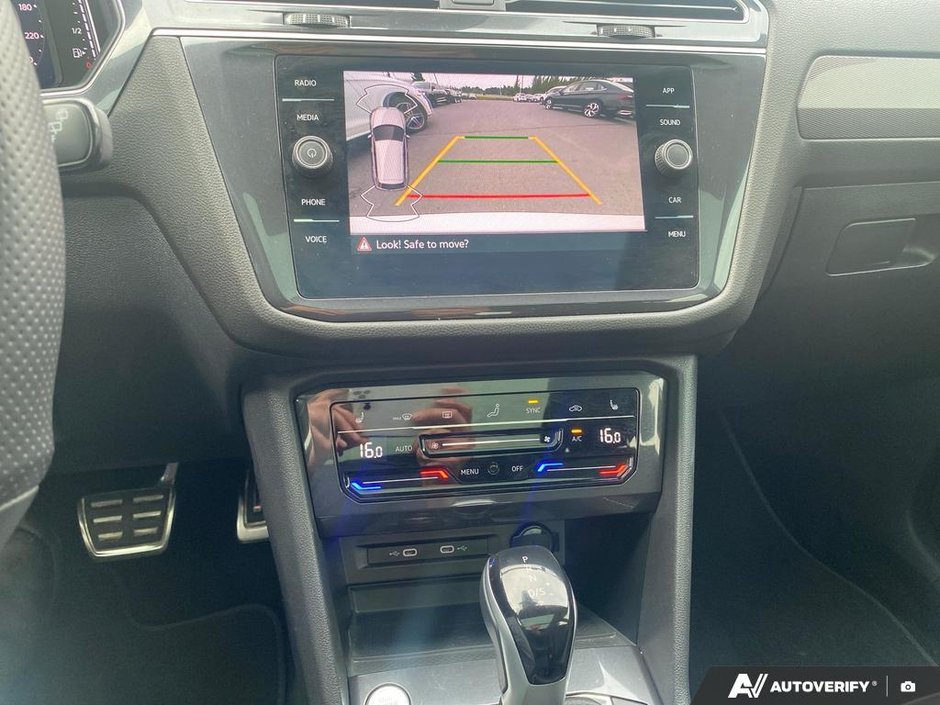 2024 Volkswagen TIGUAN SE R-LINE BLACK Comfortline R-Line Black Edition-18