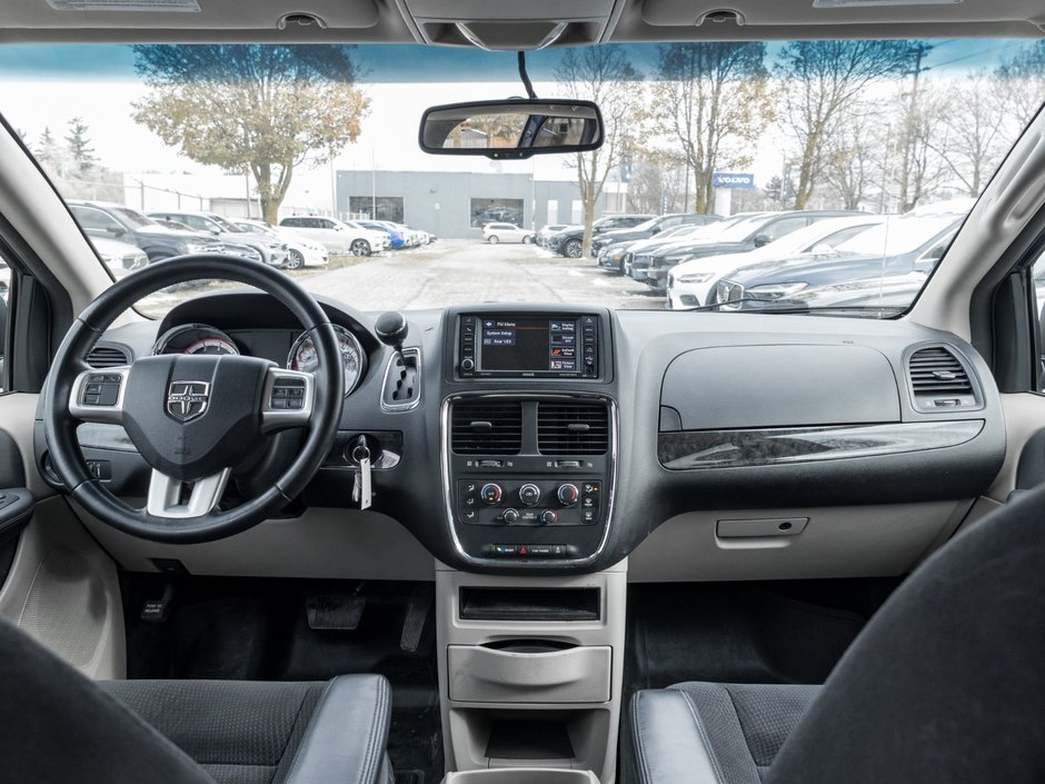 2014 Dodge Grand Caravan SE / SXT-20