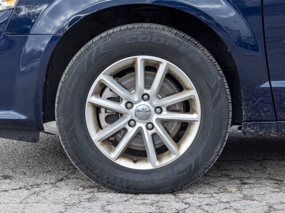 2014 Dodge Grand Caravan SE / SXT-3