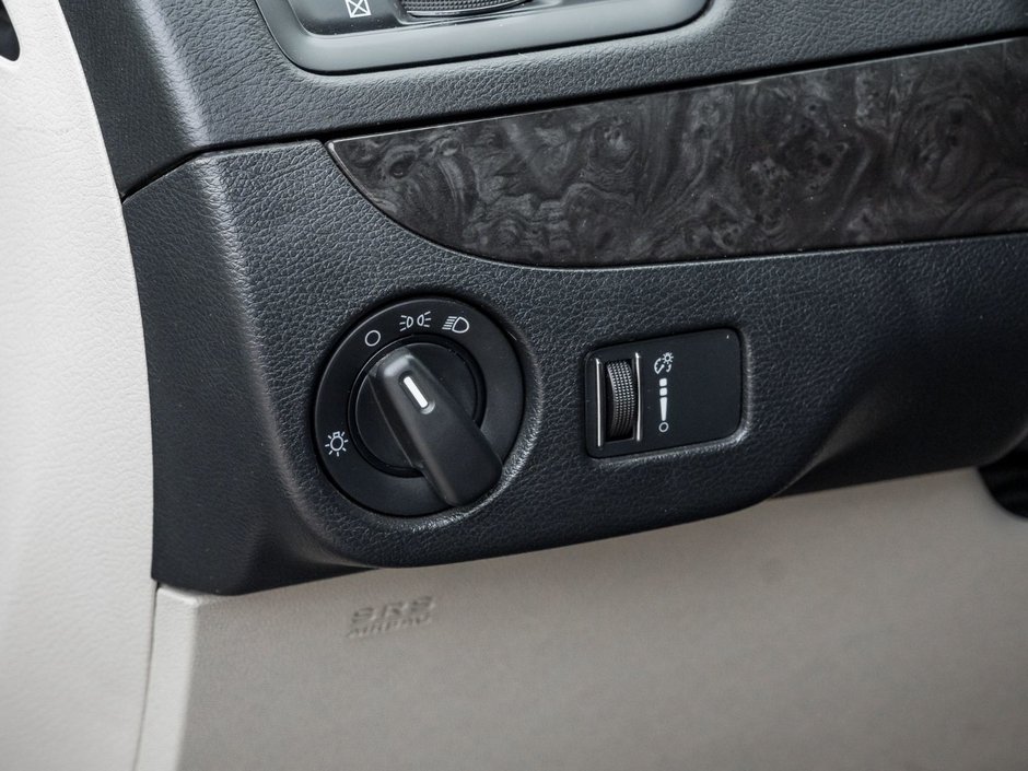 2014 Dodge Grand Caravan SE / SXT-14