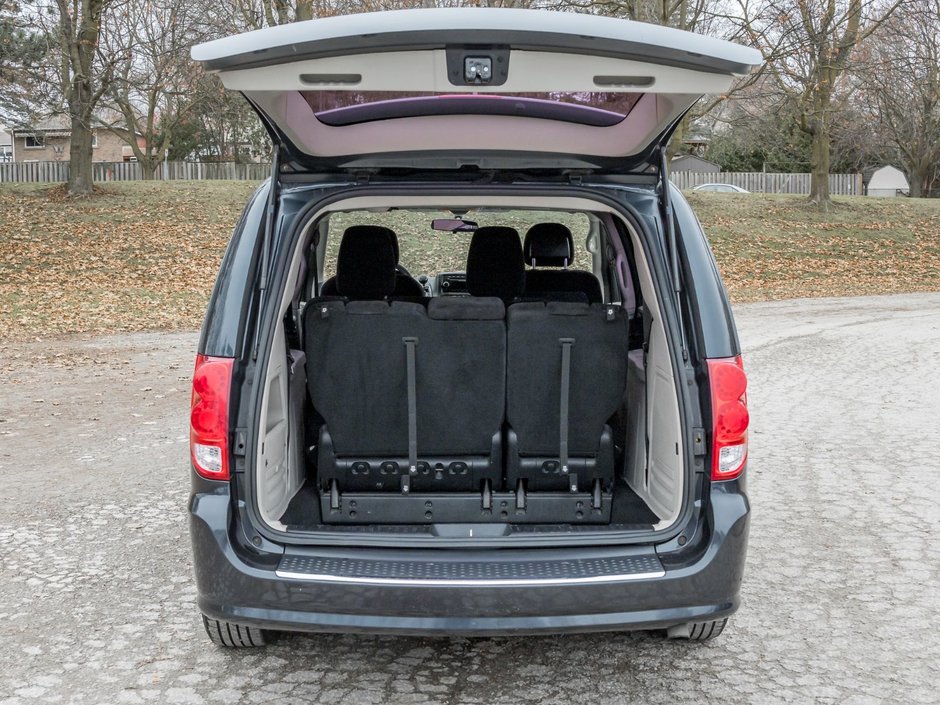 2014 Dodge Grand Caravan SE / SXT-6