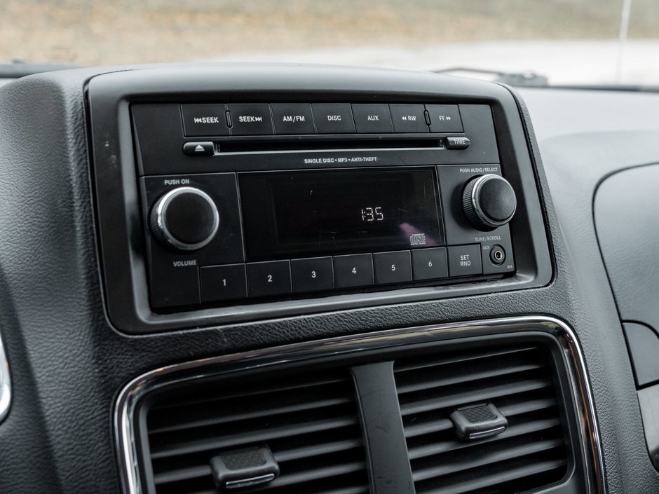 2014 Dodge Grand Caravan SE / SXT-18