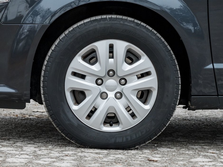 2014 Dodge Grand Caravan SE / SXT-3