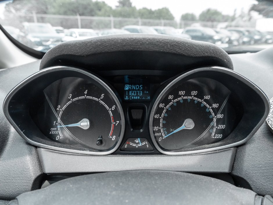 2015 Ford Fiesta (5) SE-10